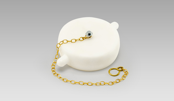 POLYPROPYLENE BLANK CAP & BRASS CHAIN