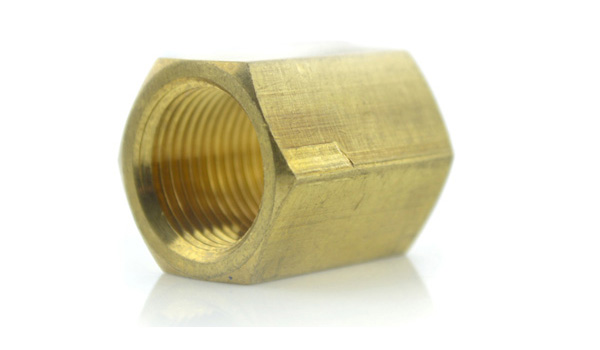 BRASS FEMALE SOCKET